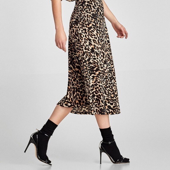 Zara Leopard Print MIDI Skirt - Picture 1 of 6